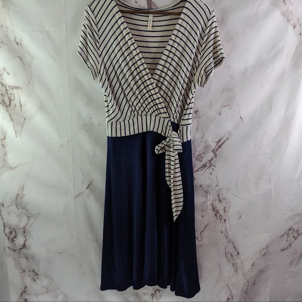 Gilli Dress Women Large Blue Striped Jersey Faux Wrap V Neck Bow Tie Knee Length